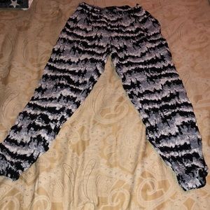 Lightweight Jogger Pants